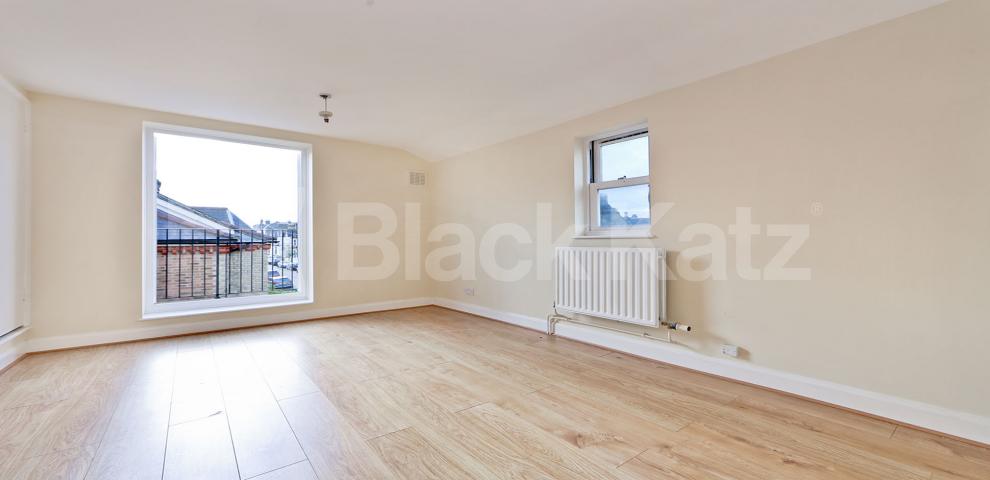 			UNDER OFFER, 1 Bedroom, 1 bath, 1 reception Penthouse			 Lavender Hill, Battersea/Clapham